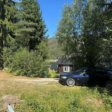 Koselig Ved Bjorvann 107 M2 Feriehus Drangedal